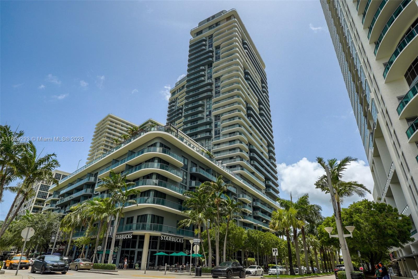 Enjoy stunning city views from this modern 1-bedroom, 1-bath condo on the 27th floor of the prestigious Hyde Midtown. This bright and open unit features floor-to-ceiling windows, in-unit washer and dryer, sleek kitchen with stainless steel appliances, and spacious living area. Located in the heart of Midtown Miami, just steps away from shopping, dining, and entertainment. Resort-style amenities include a pool, fitness center, spa, tennis court, and 24-hour concierge.