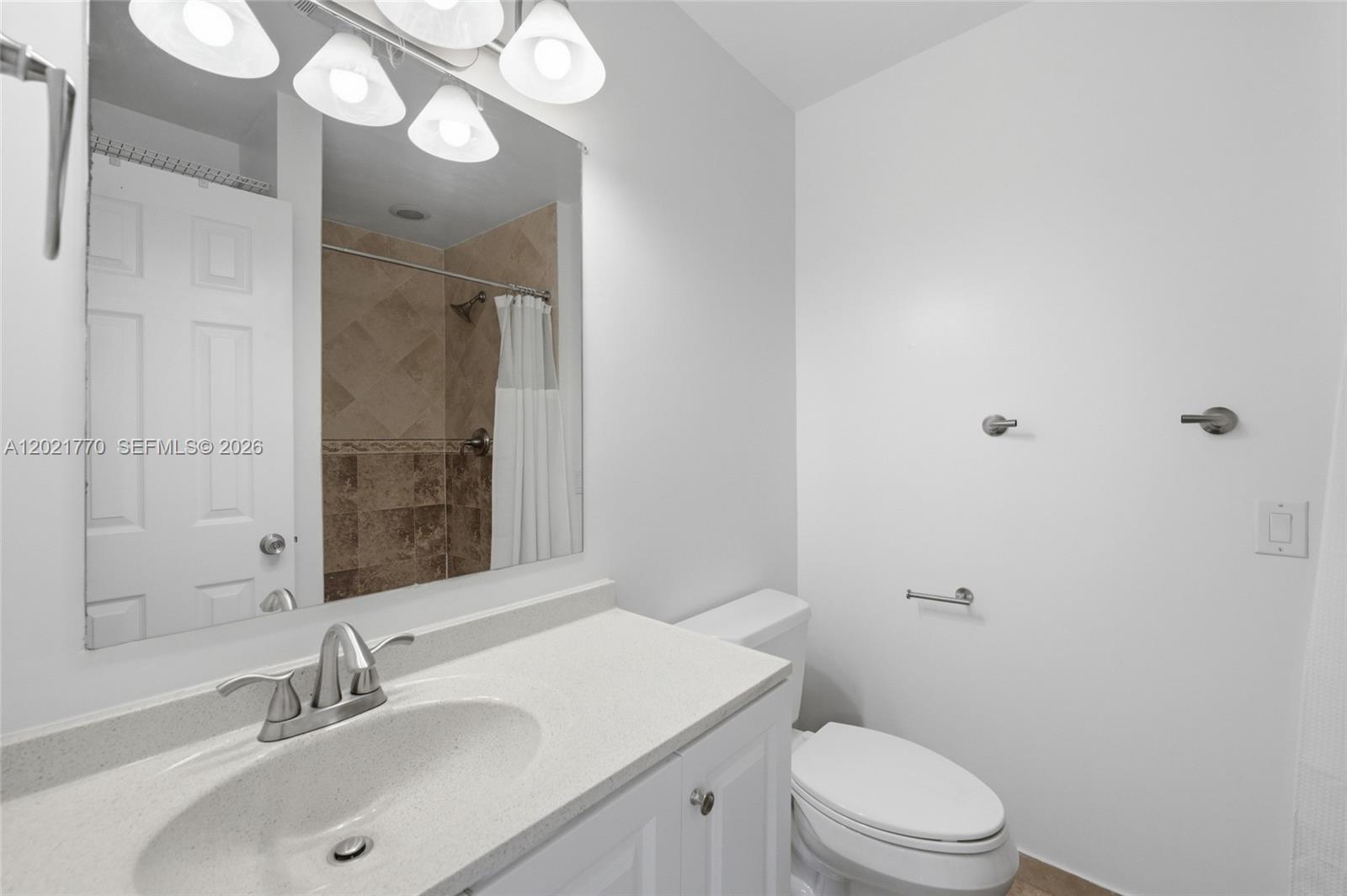 WESTVIEW CONDOMINIUM NO E - Residential