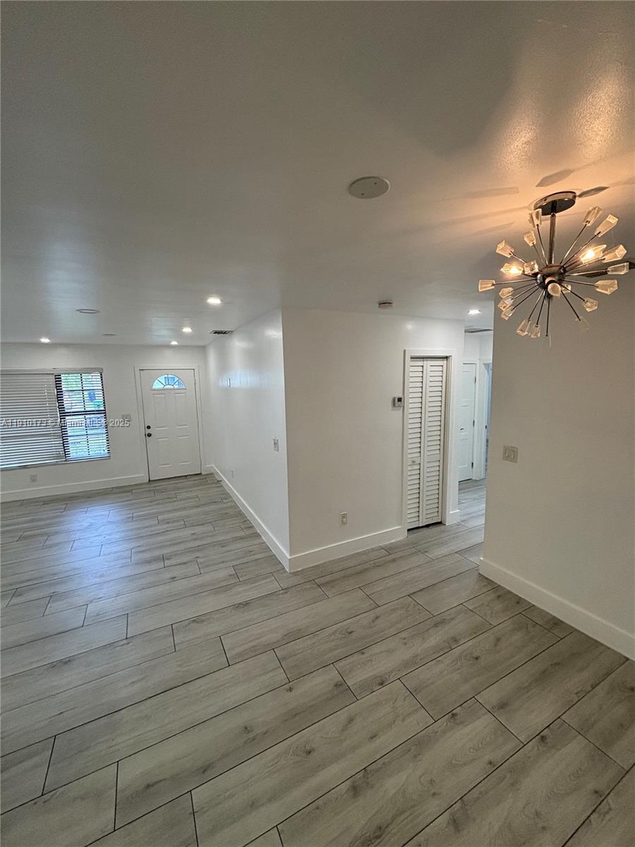 SCOTT LAKE MANOR SEC 8 - Residential Lease