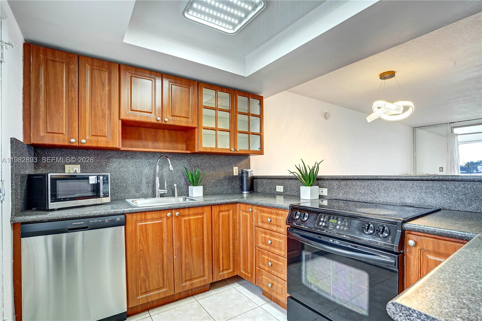 POINT EAST SEC 4 CONDO - Residential Lease