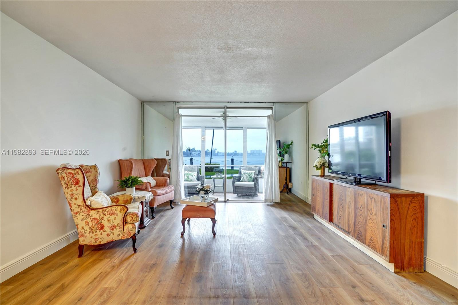 POINT EAST SEC 4 CONDO - Residential Lease