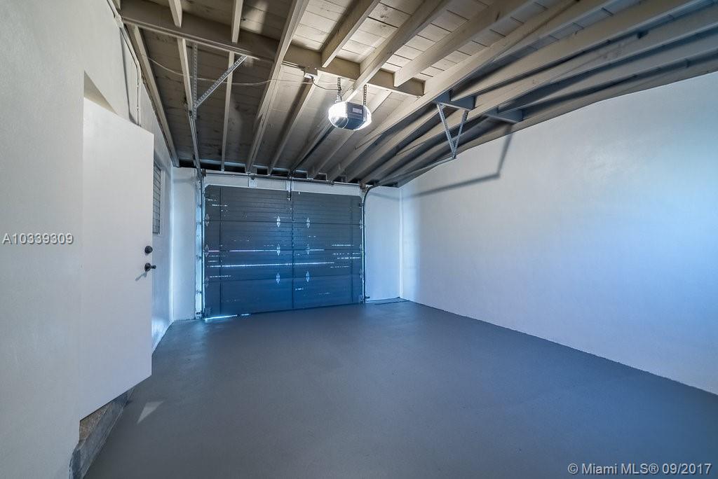 HOLIDAY HOUSE SEC 1 - Residential