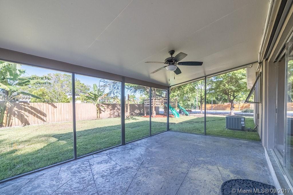 HOLIDAY HOUSE SEC 1 - Residential