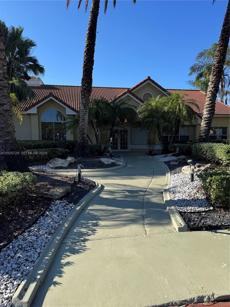 ISLES AT LAGO MAR CONDO - Residential