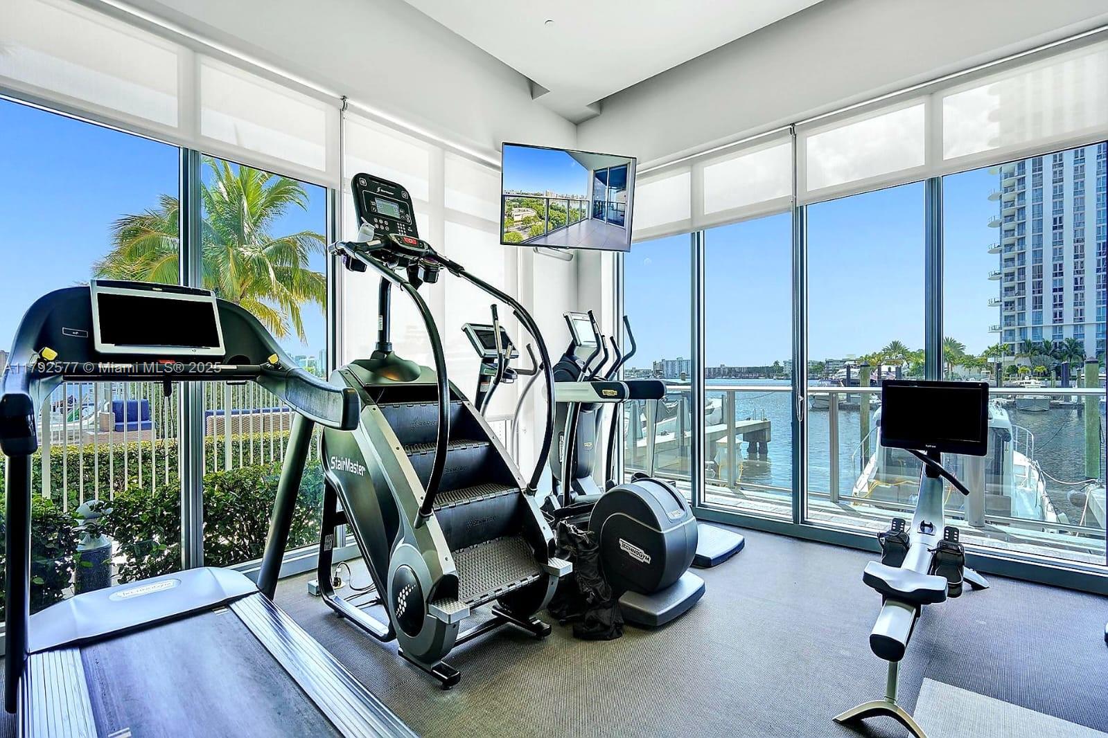 MARINA PALMS RESIDENCES N - Residential