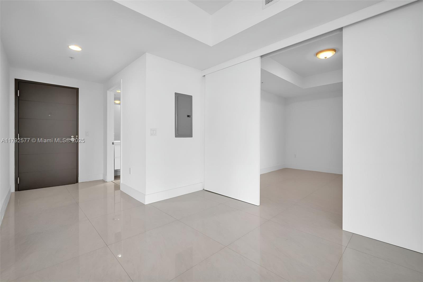 MARINA PALMS RESIDENCES N - Residential