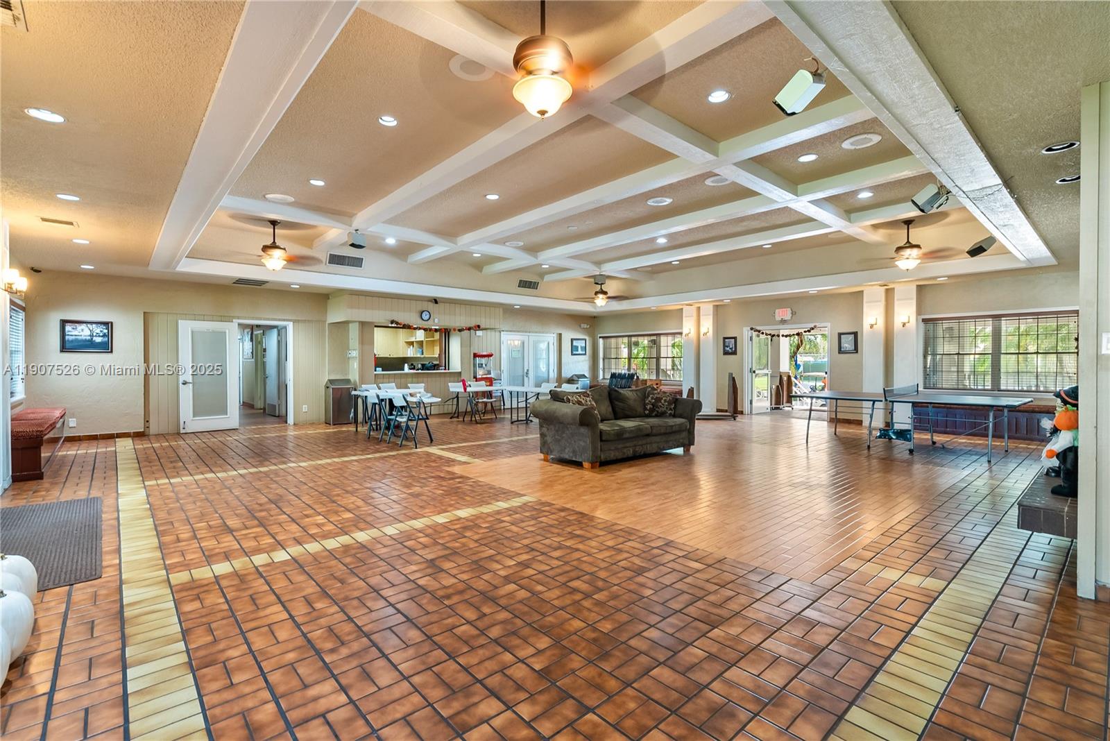 COUNTRY WALK SEC 2 - Residential