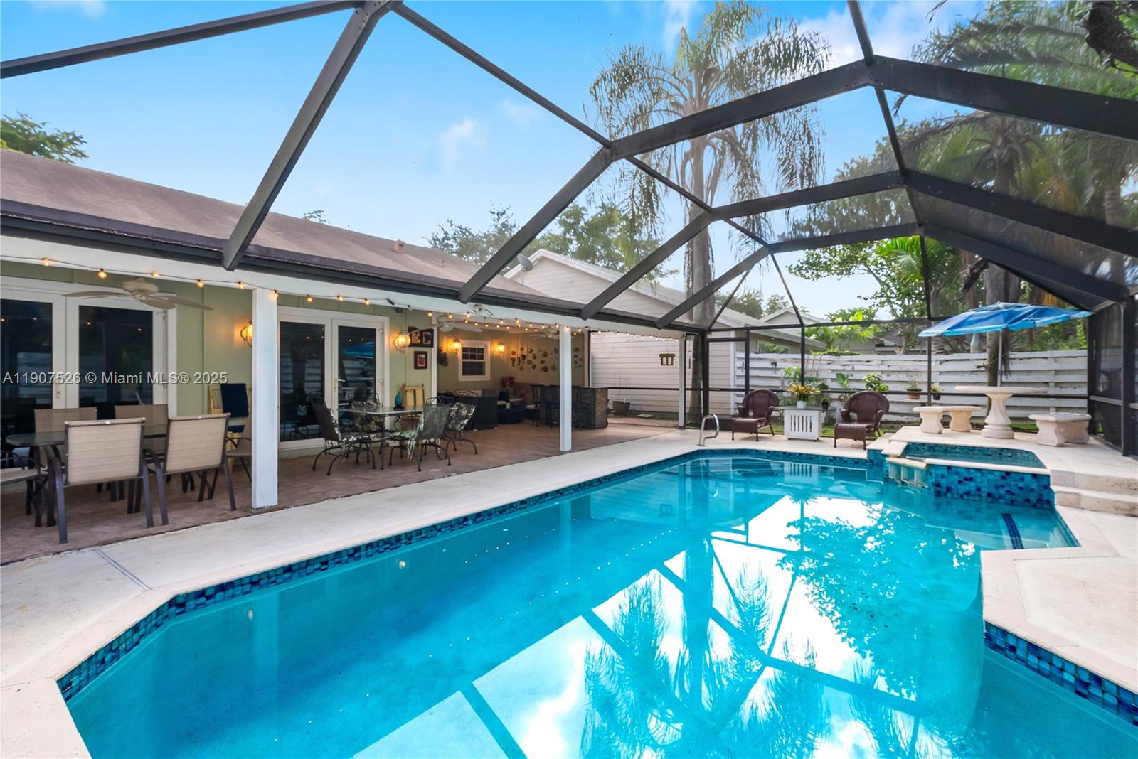 COUNTRY WALK SEC 2 - Residential