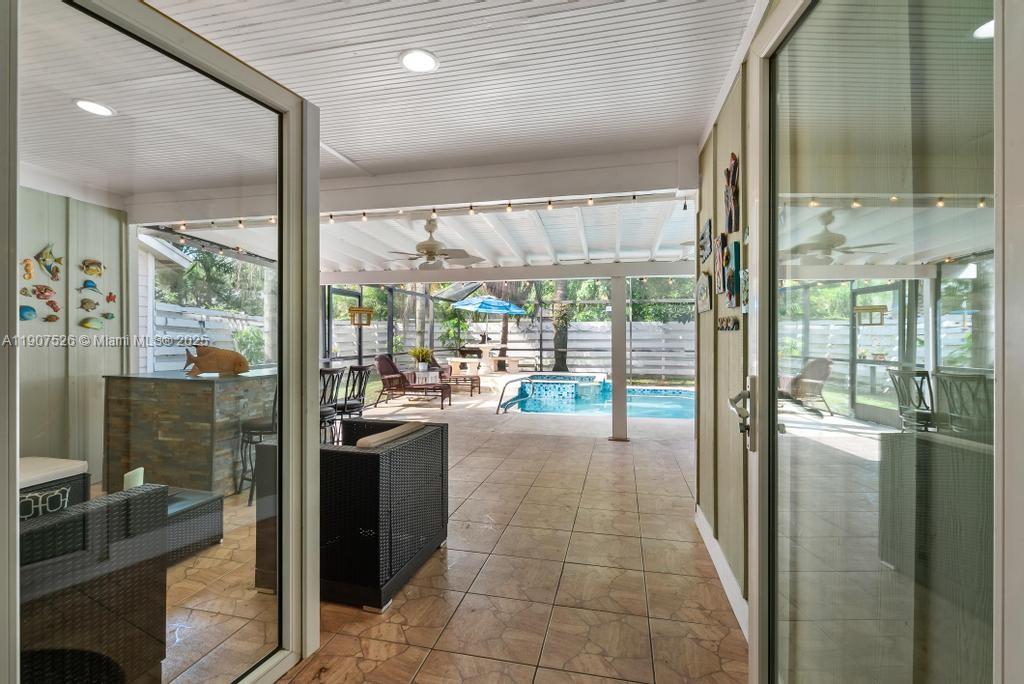 COUNTRY WALK SEC 2 - Residential