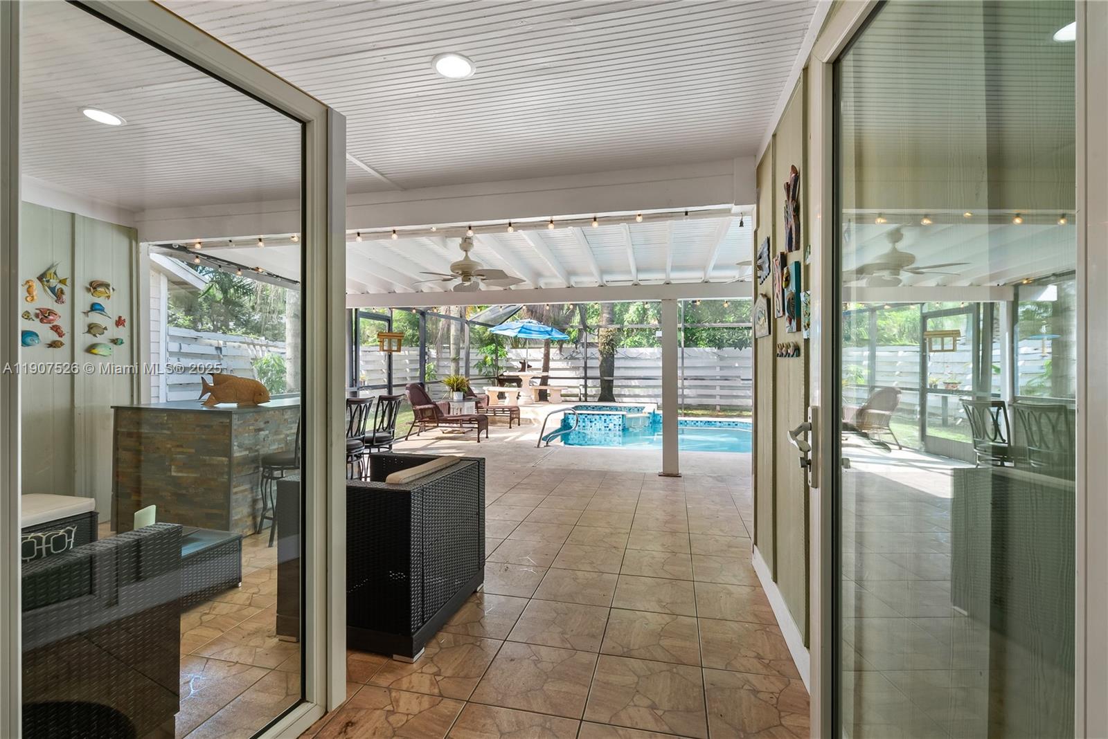 COUNTRY WALK SEC 2 - Residential