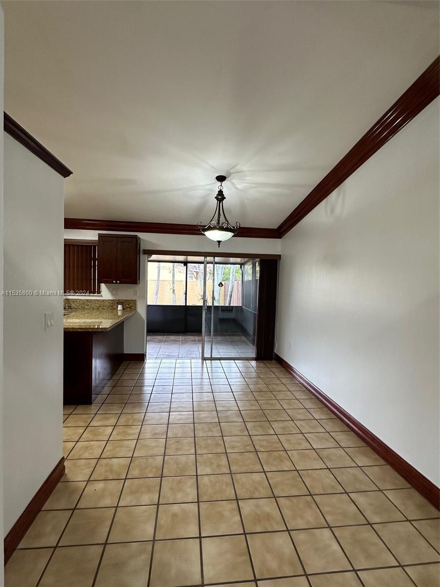 KENDALE LAKES WEST TOWNHO - Residential Lease