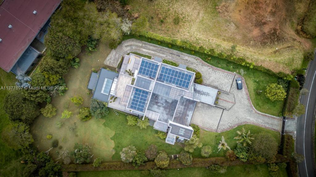 PORCELACION VALLE ALTO - Residential