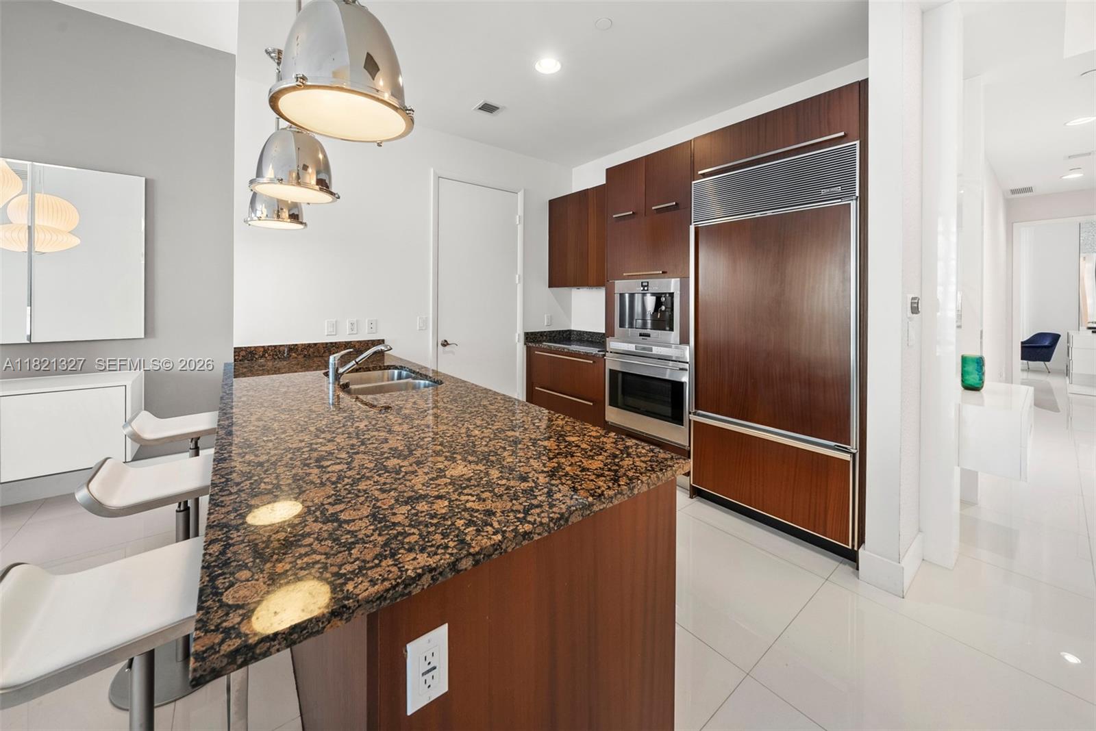 TDR TOWER II CONDO - Residential