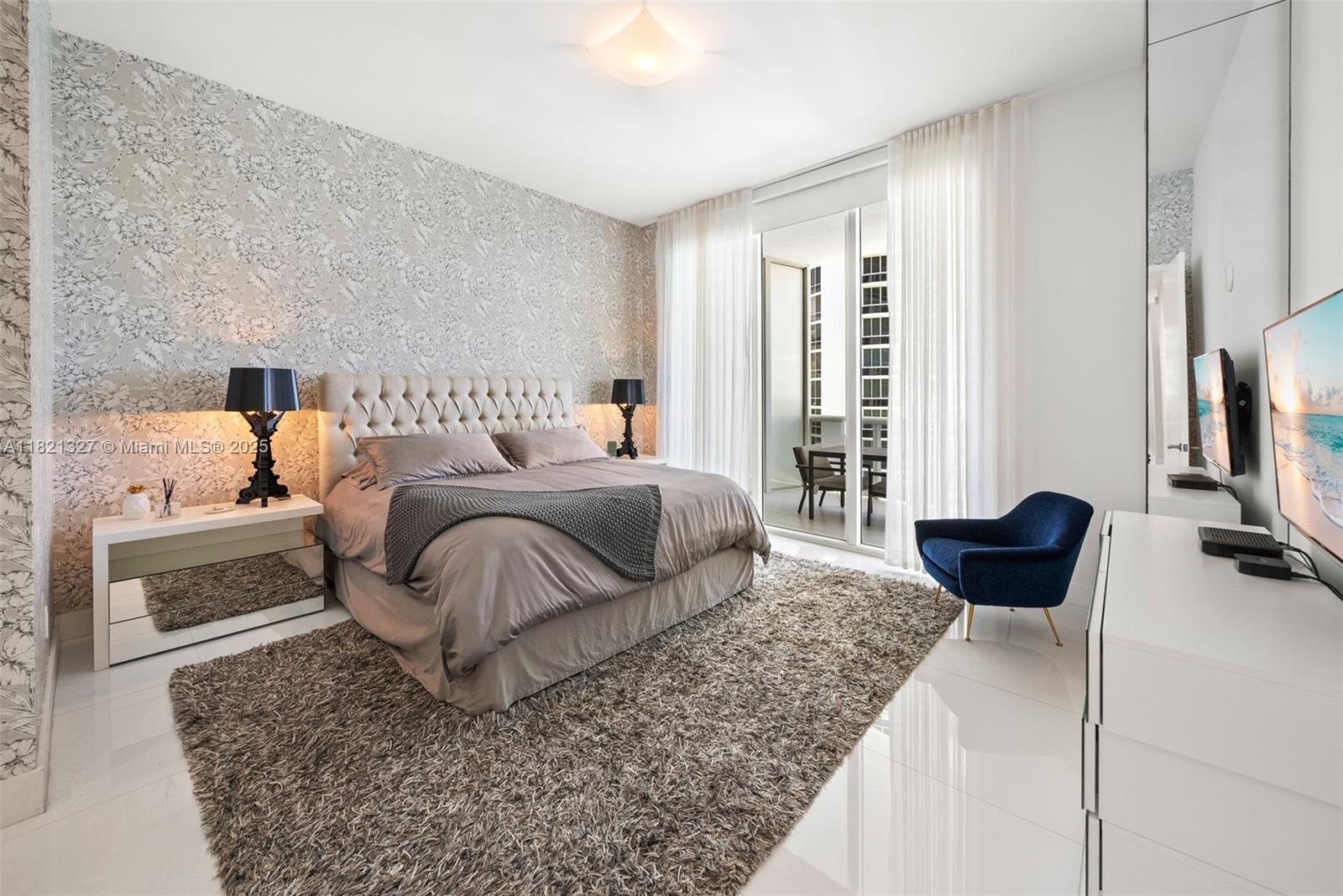 TDR TOWER II CONDO - Residential