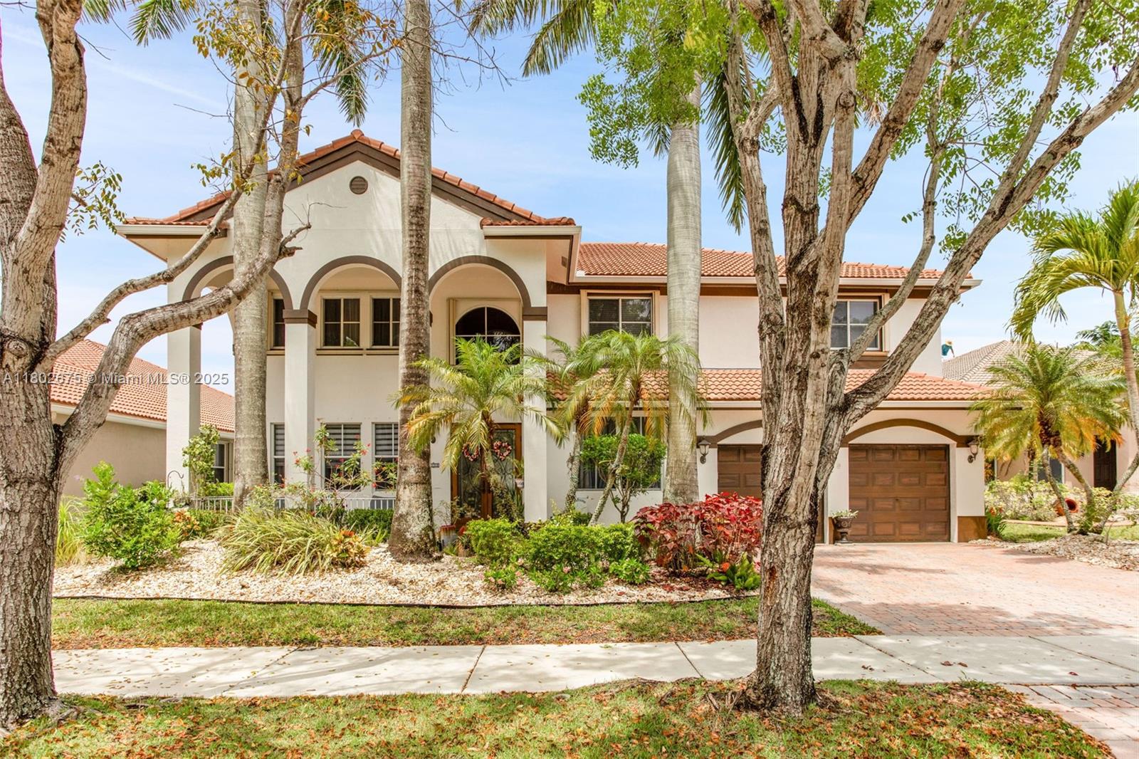 Property for Sale at Address Not Disclosed, Weston, Broward County, Florida - Bedrooms: 6 
Bathrooms: 5  - $1,540,000