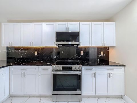 Tiny photo for 3100 NE 48th St #507, Fort Lauderdale, FL 33308 (MLS # A12007535)