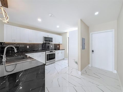 Tiny photo for 3100 NE 48th St #507, Fort Lauderdale, FL 33308 (MLS # A12007535)