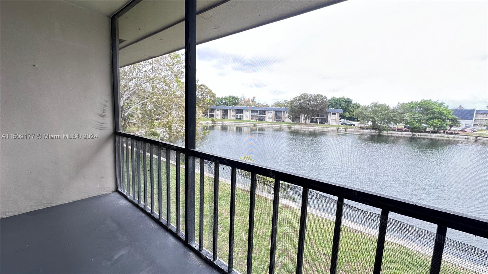 VERSAILLES GARDENS CONDO - Residential Lease