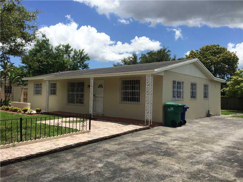 ABSOLUTELY MINT CONDITION READY TO MOVE IN! QUIET COMMUNITY FULLY REMODELED, NEW KITCHEN, NEW TILE THROUGH OUT ENTIRE HOUSE,UPDATED BATHROOMS. POOL, PARKING FOR A BOAT. NOT A SHORT SALE, NOT A FORECLOSURE! Buyer Must be Pre-aprove by preferred Lender.