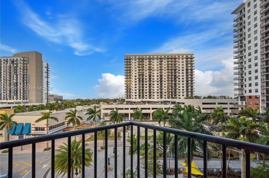 5252 PASEO CONDO - Residential