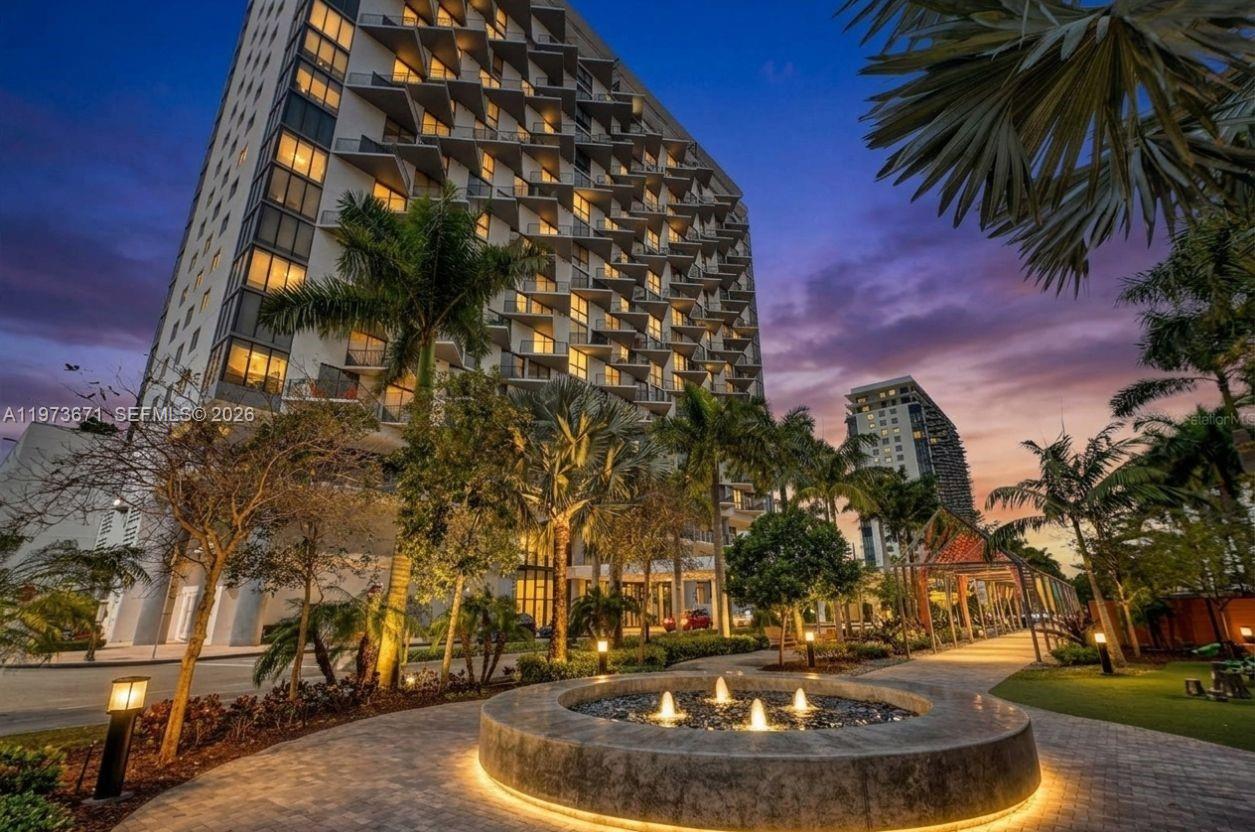 5252 PASEO CONDO - Residential