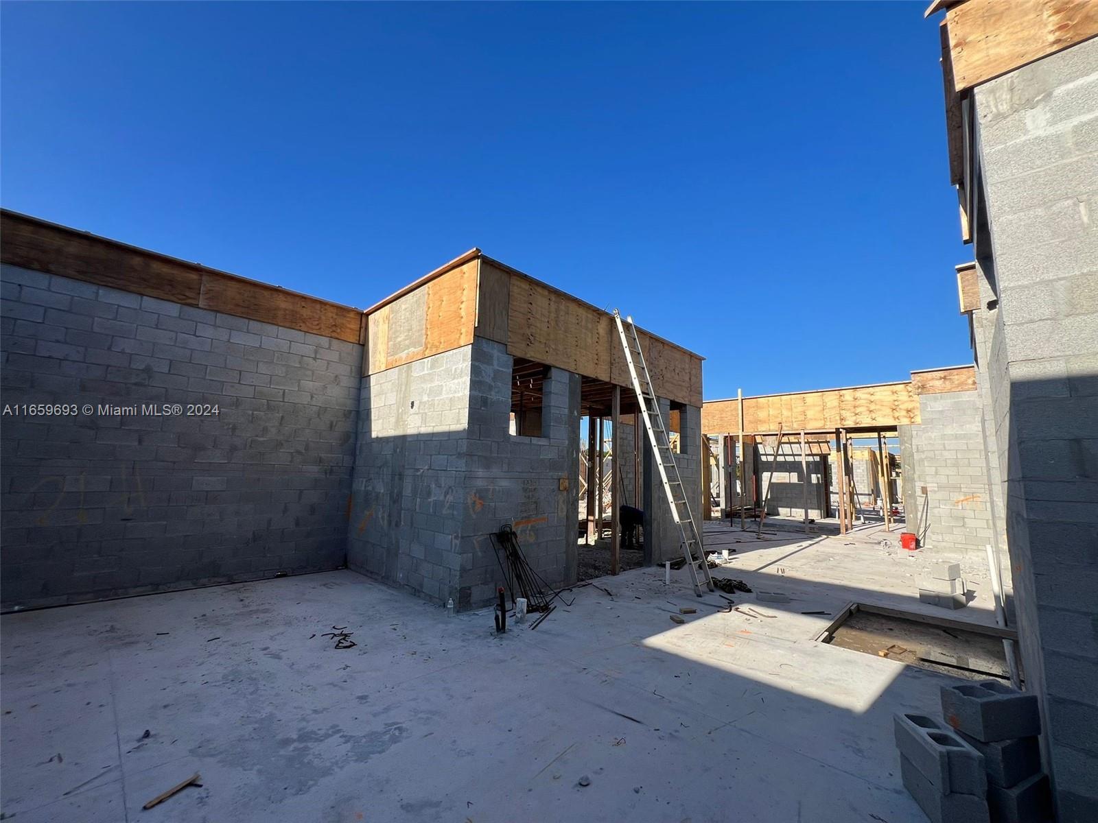 FLA FRUIT LANDS CO SUB NO - Residential