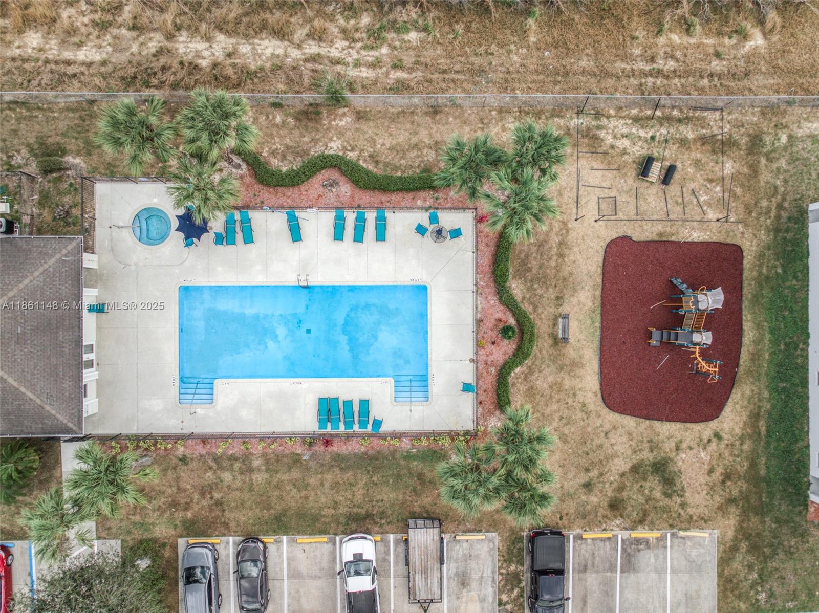 Las Villas at Kenilworth - Residential Lease