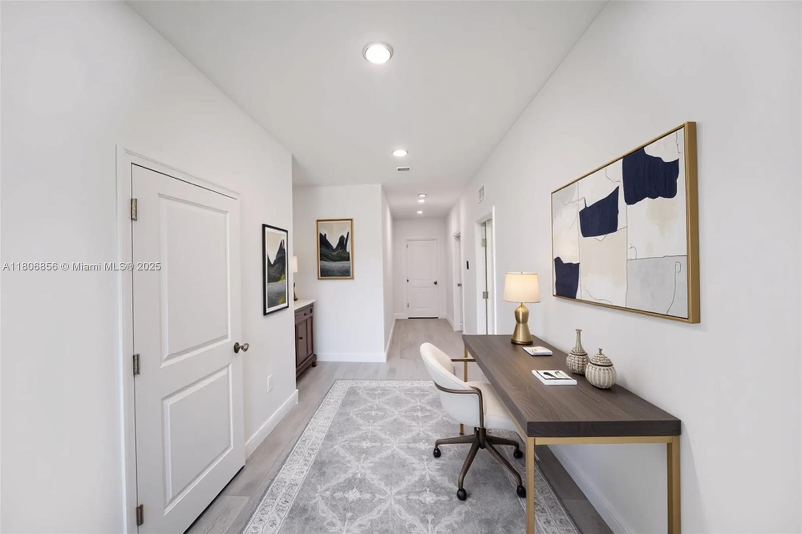 Port Labelle - Residential