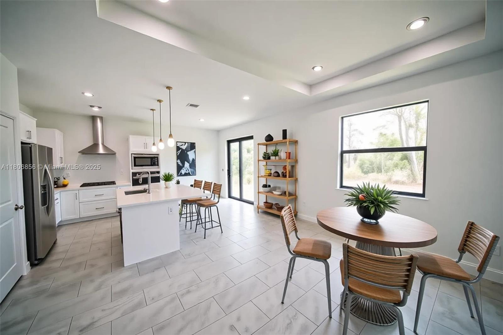 Port Labelle - Residential