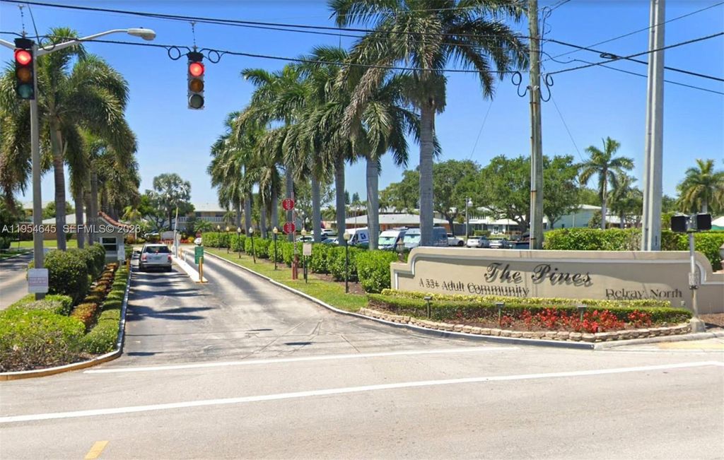 Photo of 1521 NW 18th Ave #101, Delray Beach, FL 33445 (MLS # A11954645)