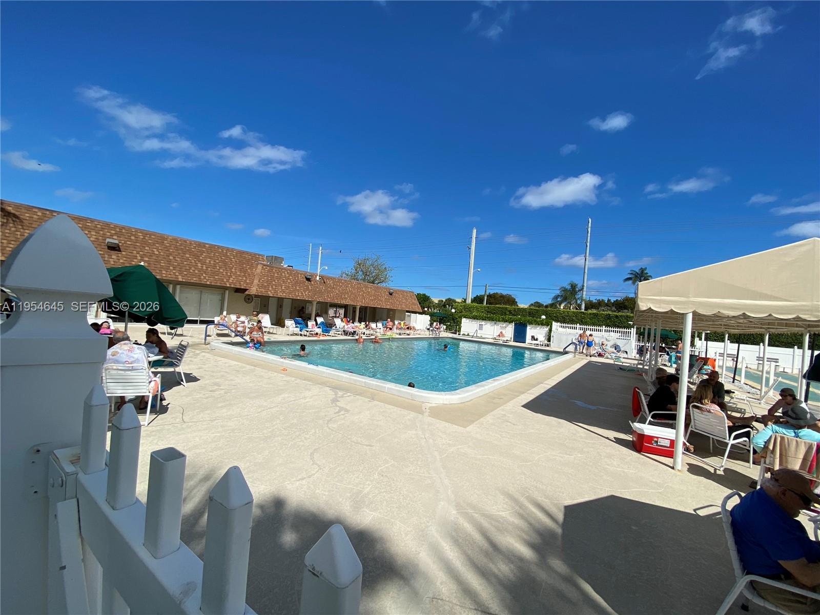 PINES OF DELRAY NORTH CON - Residential