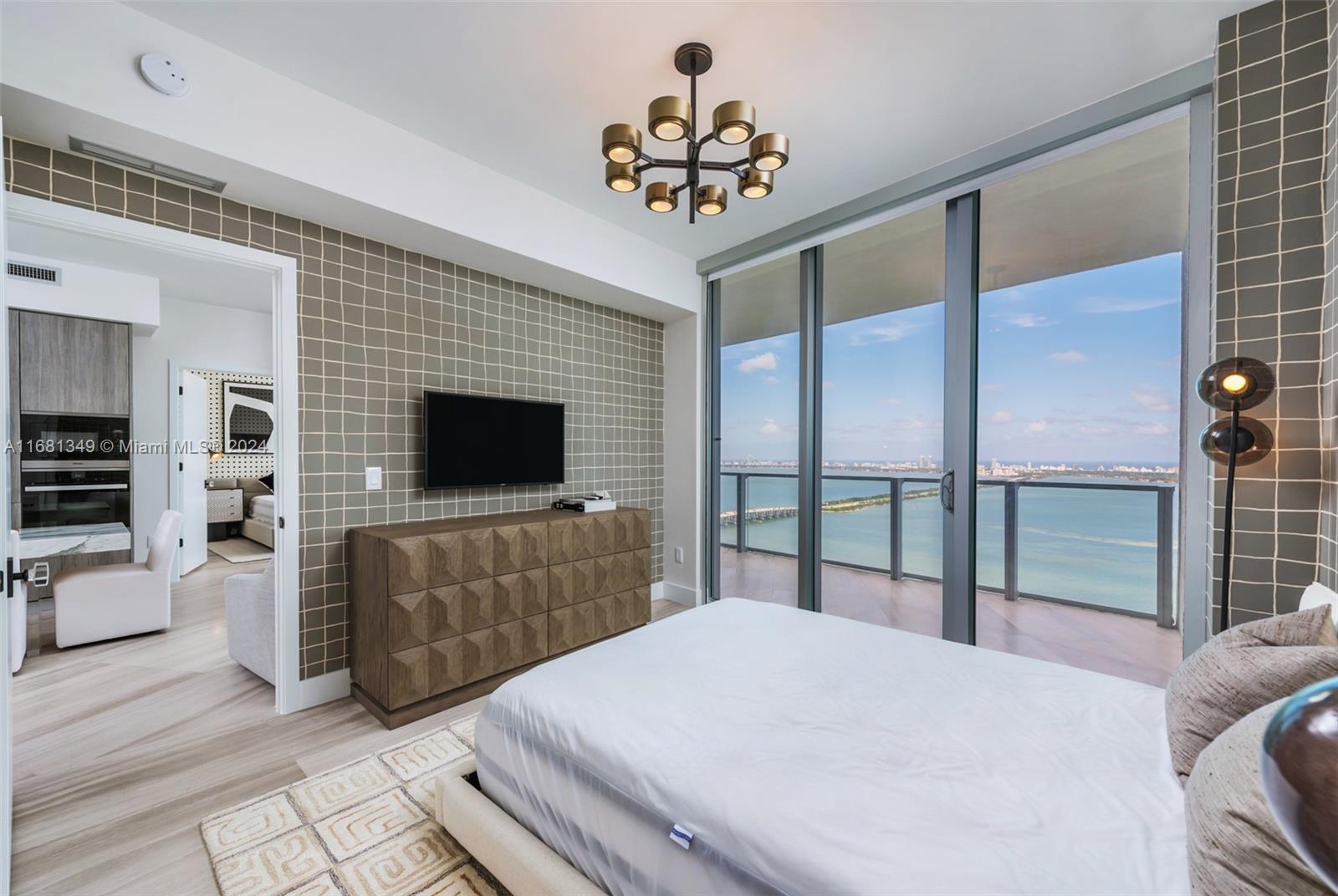BISCAYNE BEACH CONDO - Residential Lease