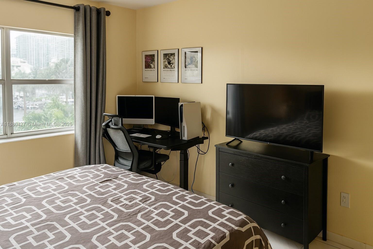 COASTAL TOWERS CONDO - Residential