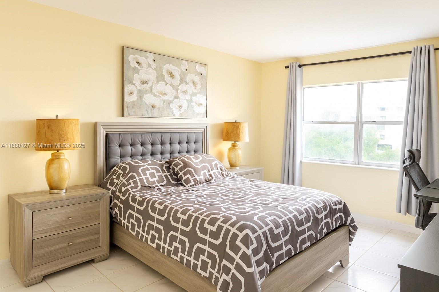COASTAL TOWERS CONDO - Residential
