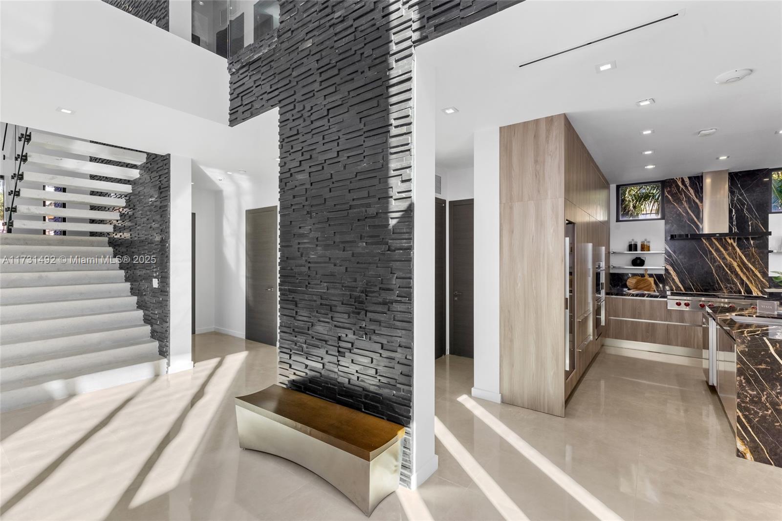 EASTERN SHORES 1ST ADDN - Residential