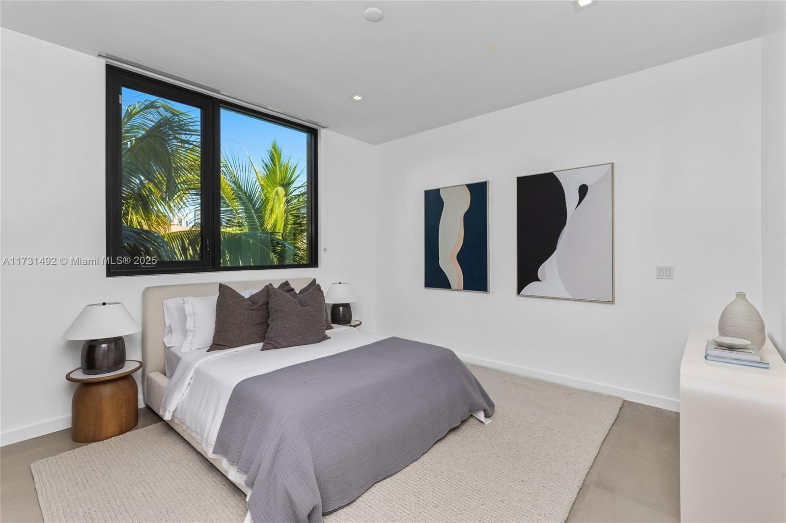 EASTERN SHORES 1ST ADDN - Residential