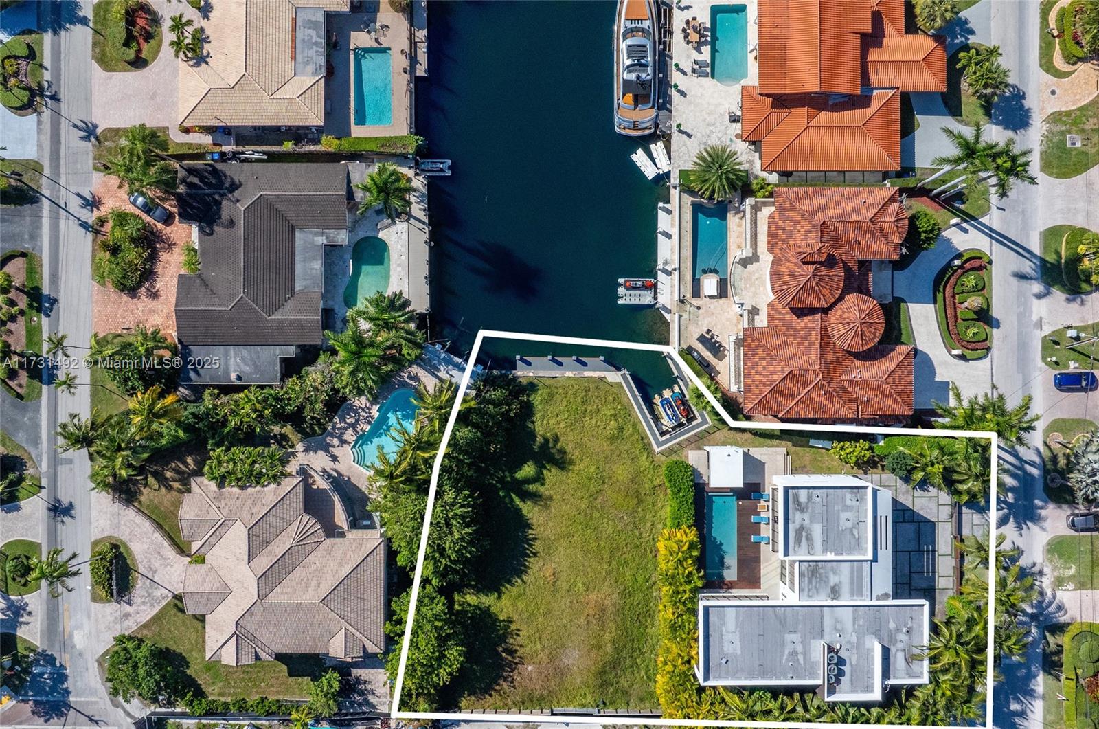 EASTERN SHORES 1ST ADDN - Residential