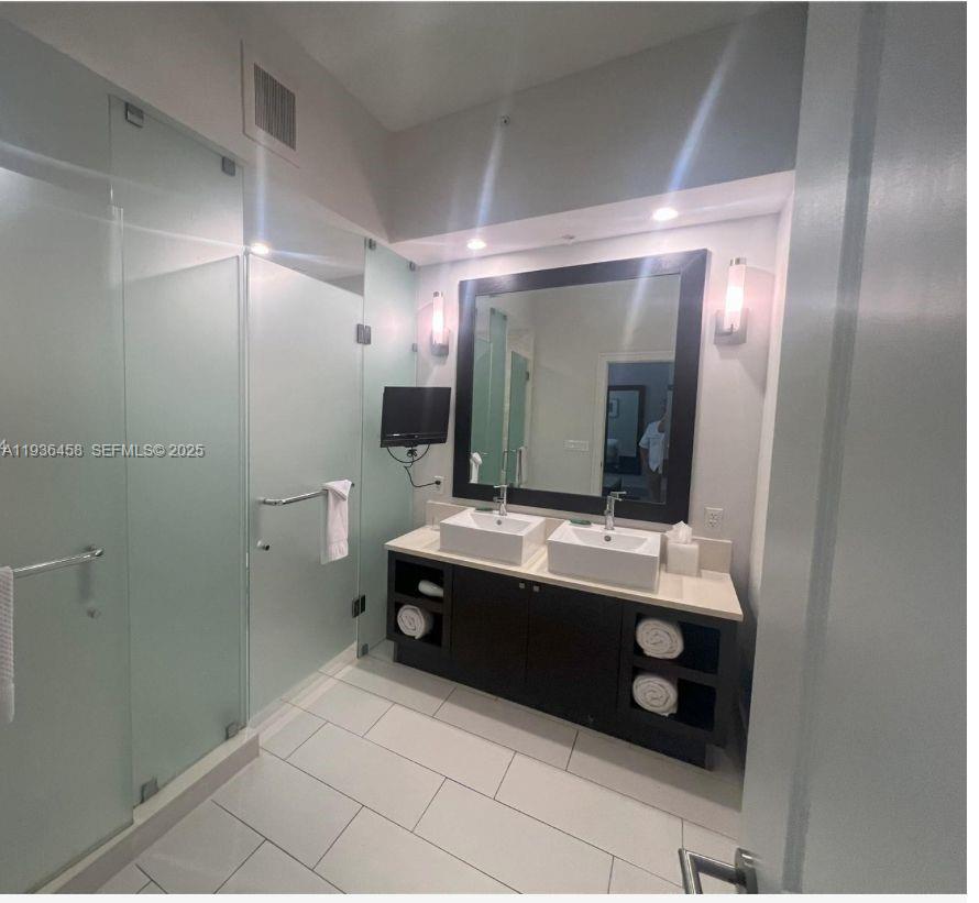 5300 NW 87th Ave 601