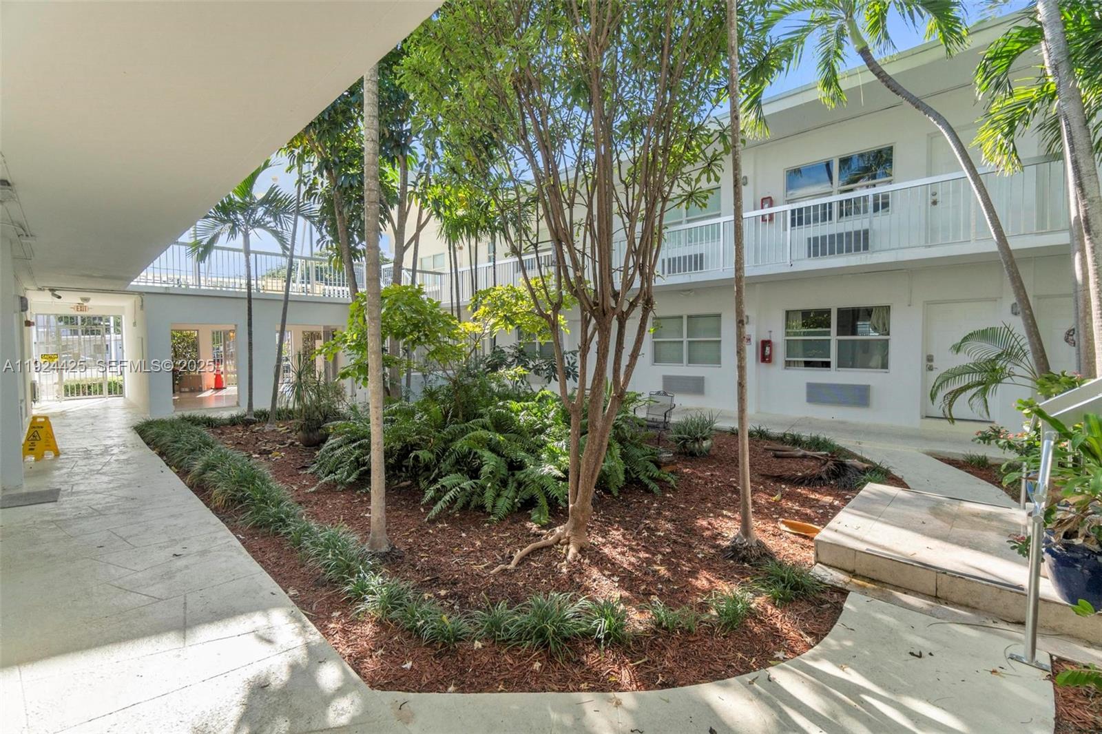 THE LOFTS AT TATUM CONDO - Residential