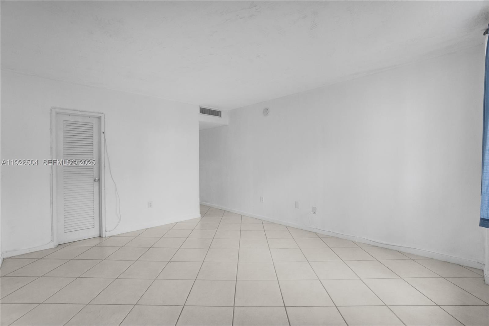 ISLAND POINTE CONDO - Residential Lease