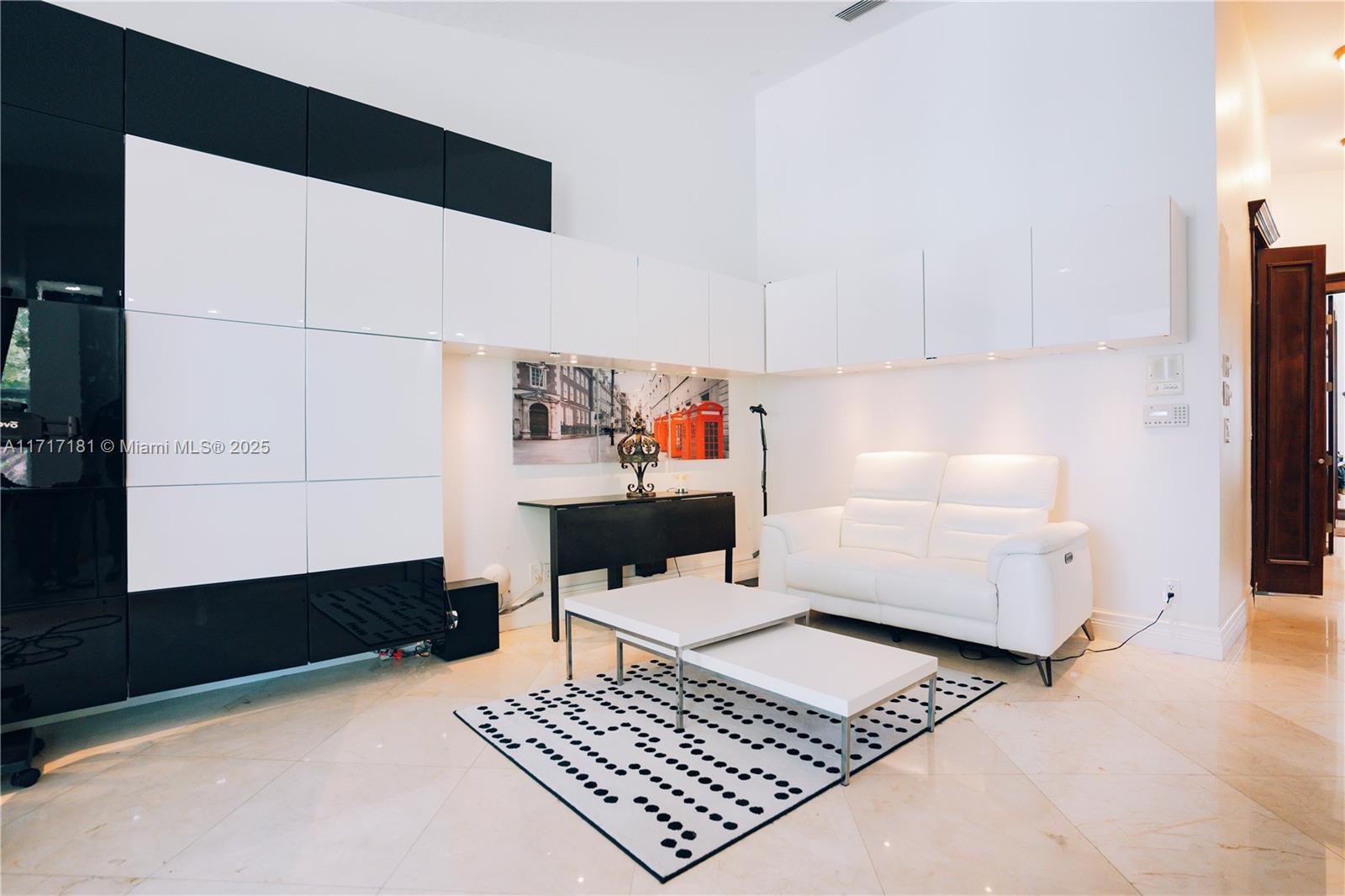 EVERGLADES SUGAR & LAND C - Residential