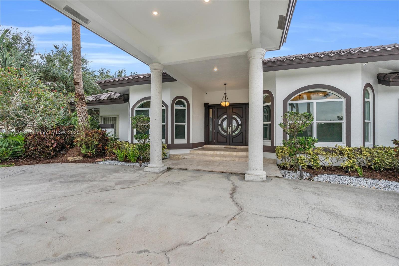 EVERGLADES SUGAR & LAND C - Residential