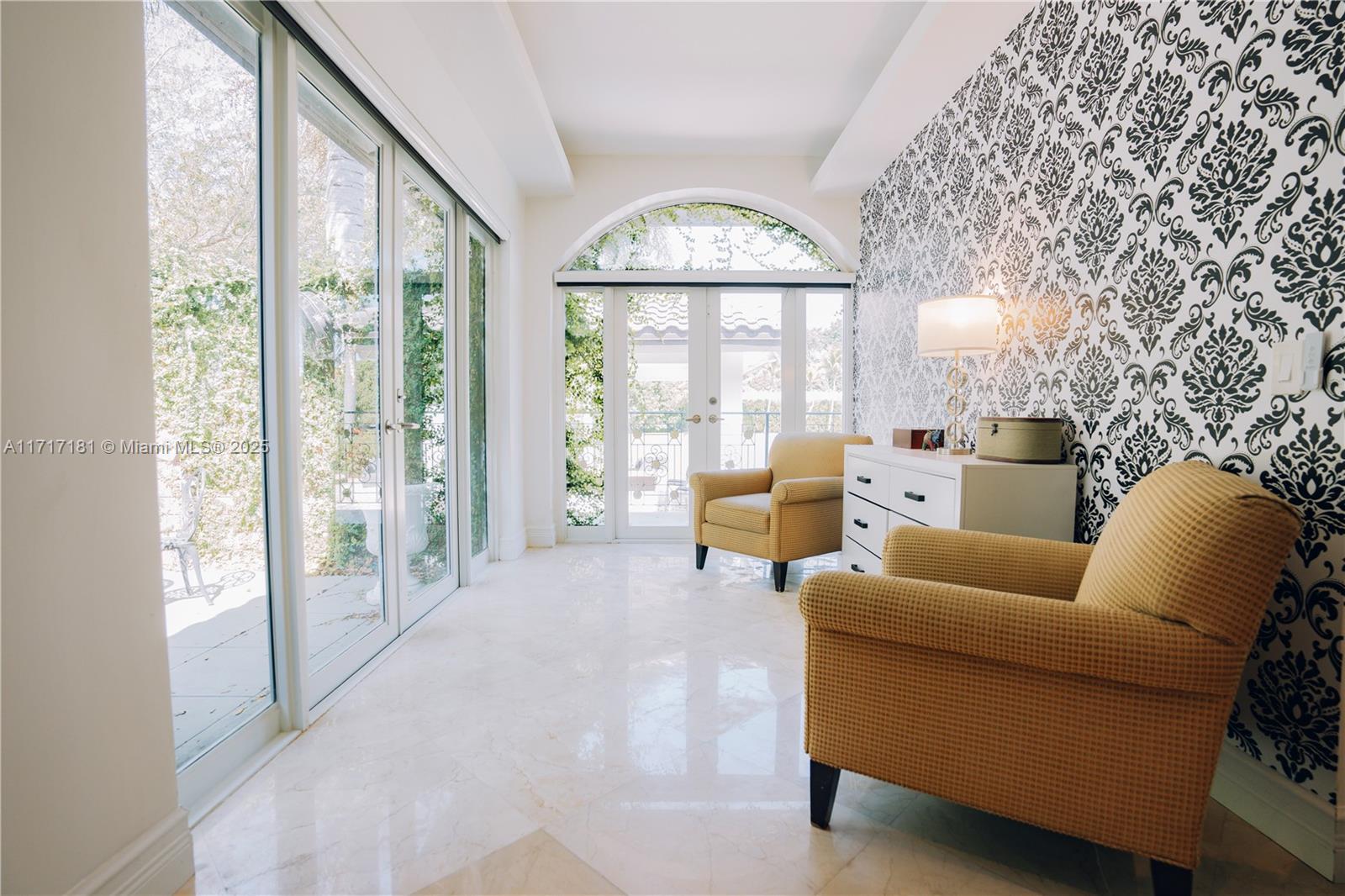 EVERGLADES SUGAR & LAND C - Residential