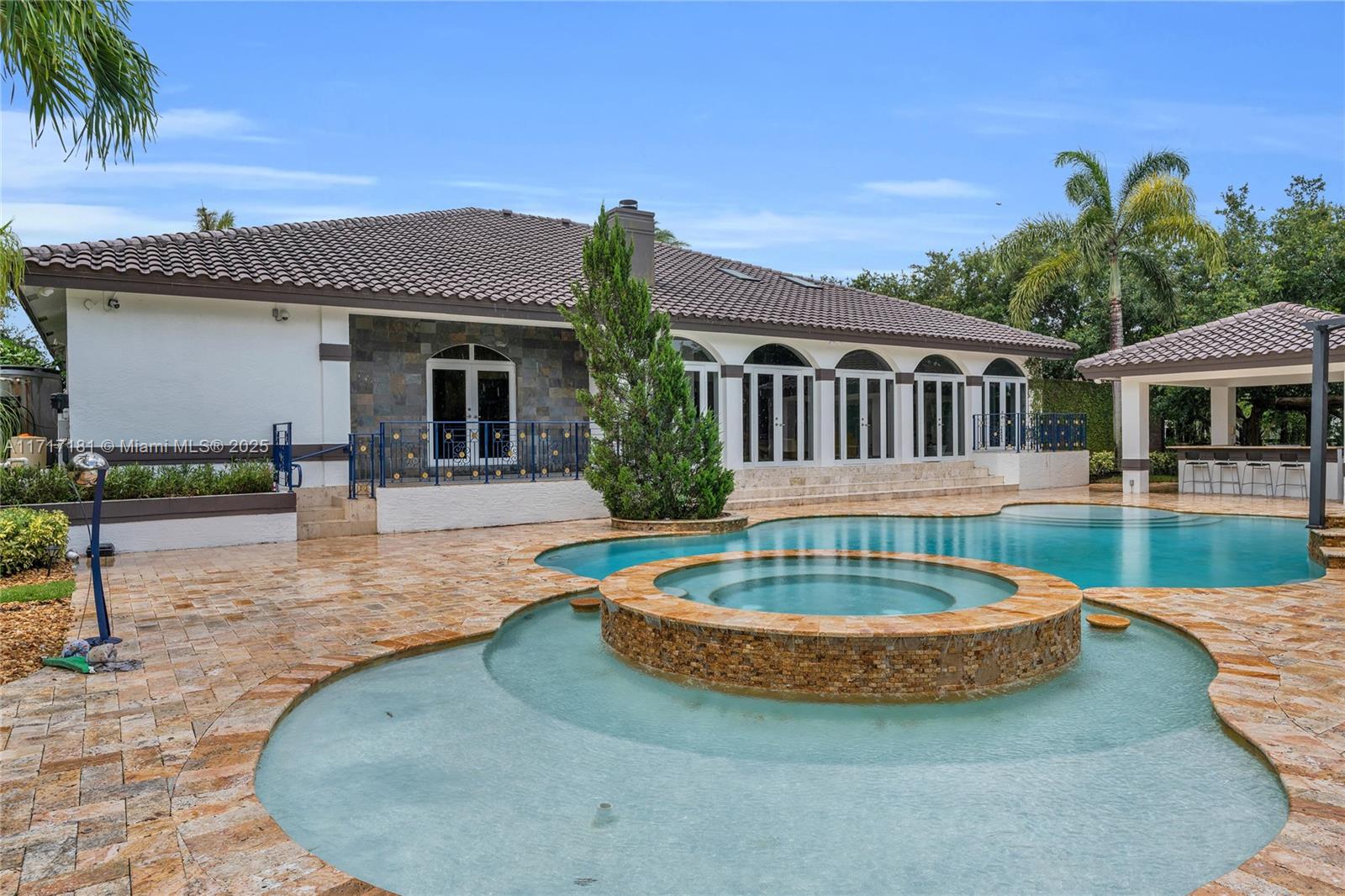 EVERGLADES SUGAR & LAND C - Residential