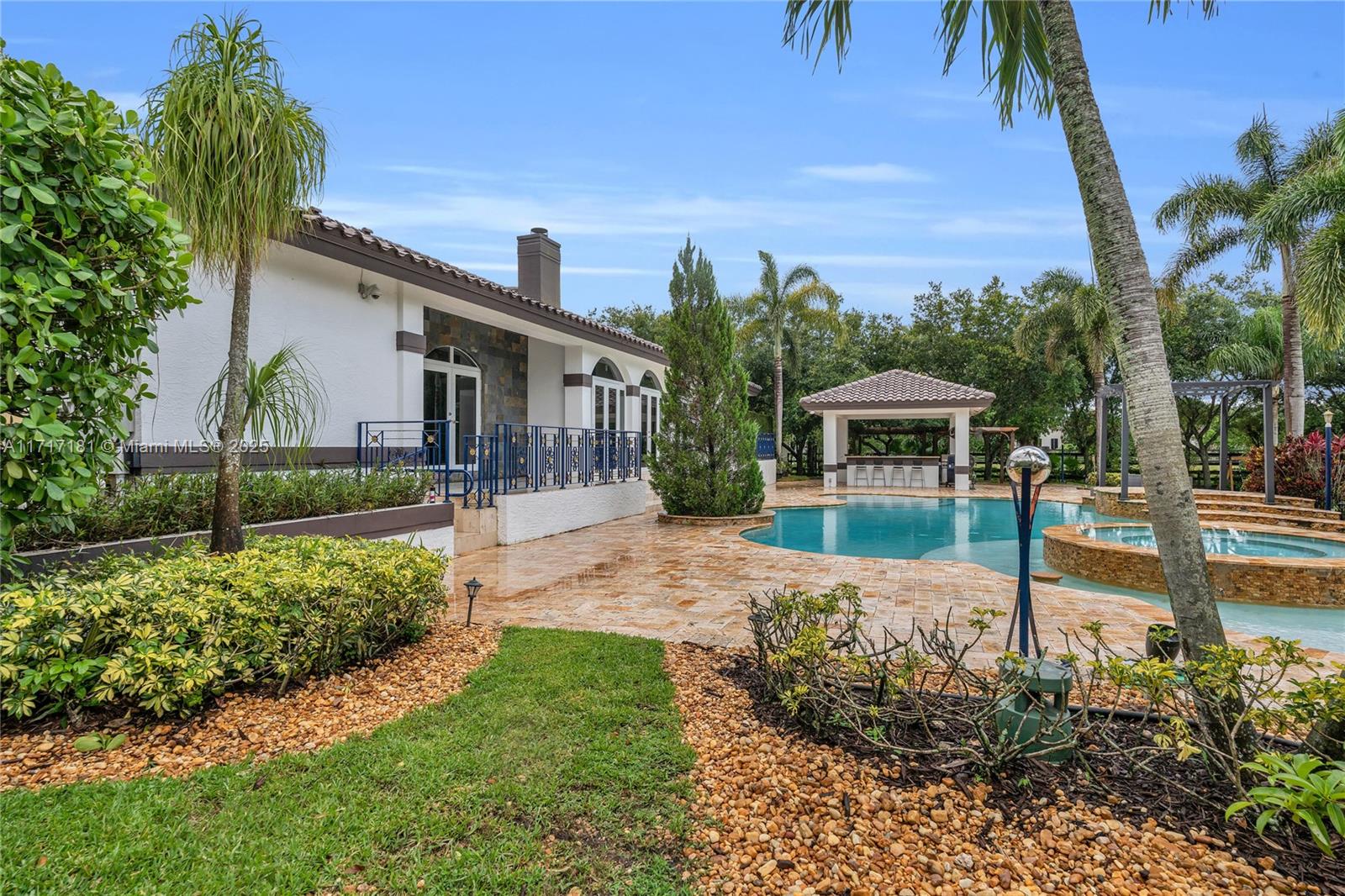 EVERGLADES SUGAR & LAND C - Residential