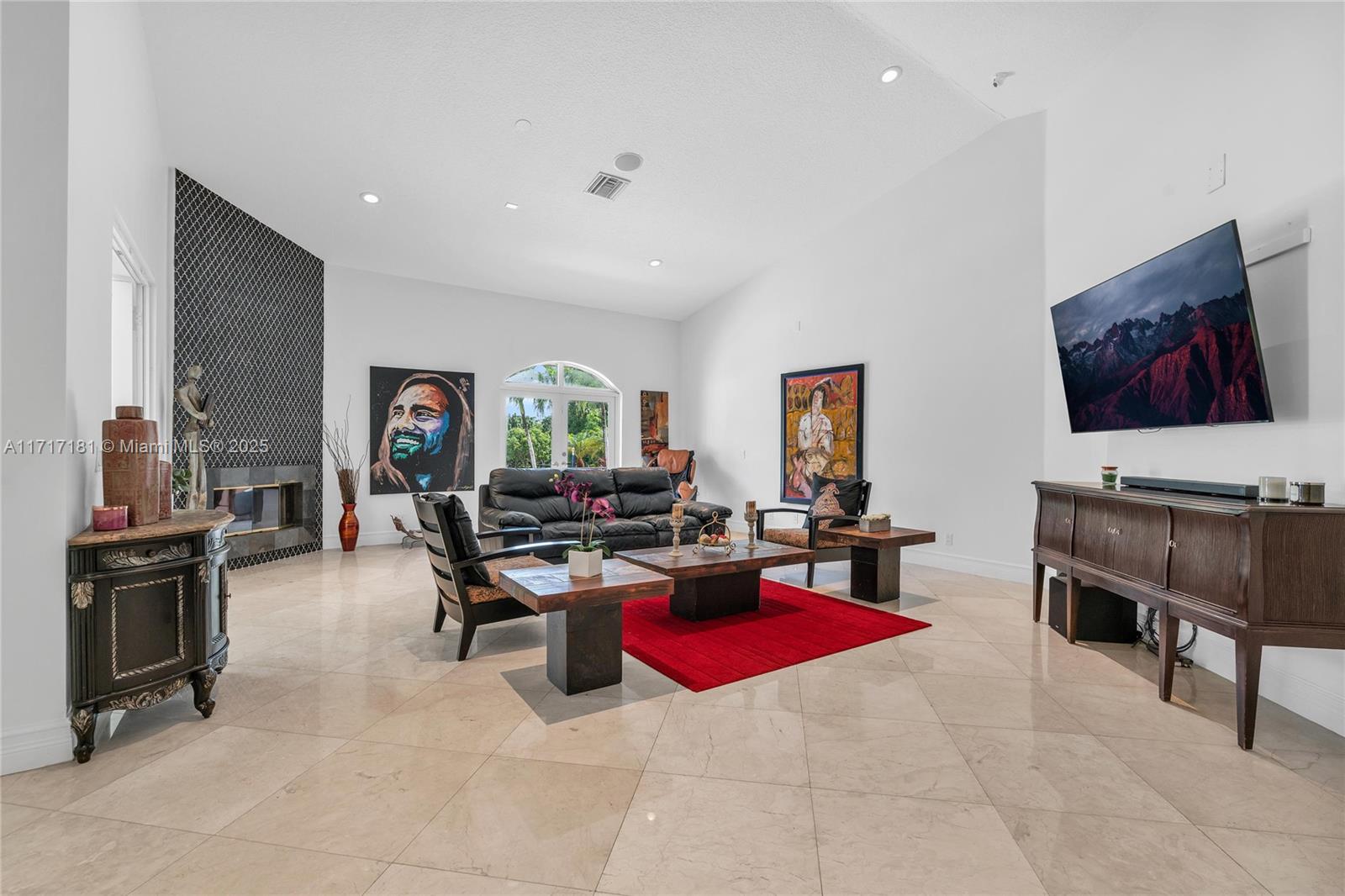 EVERGLADES SUGAR & LAND C - Residential
