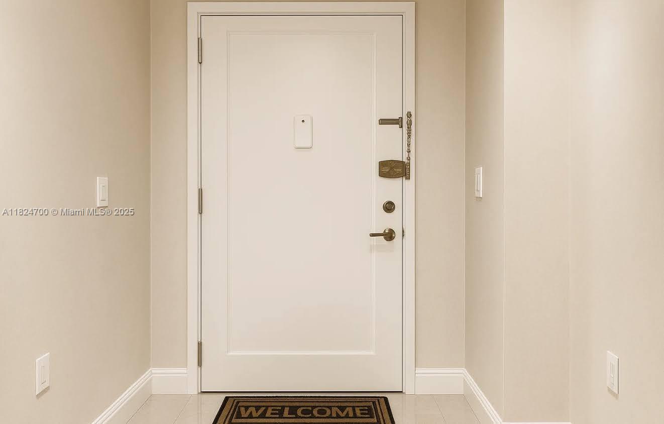 COMMODORE PLAZA CONDO - Residential