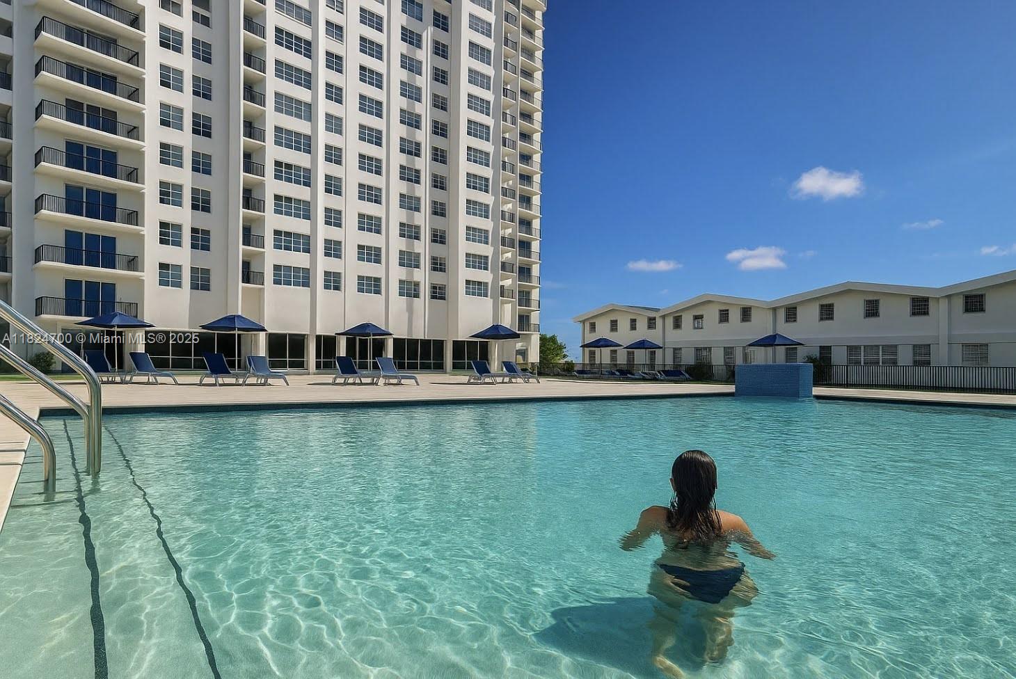 COMMODORE PLAZA CONDO - Residential