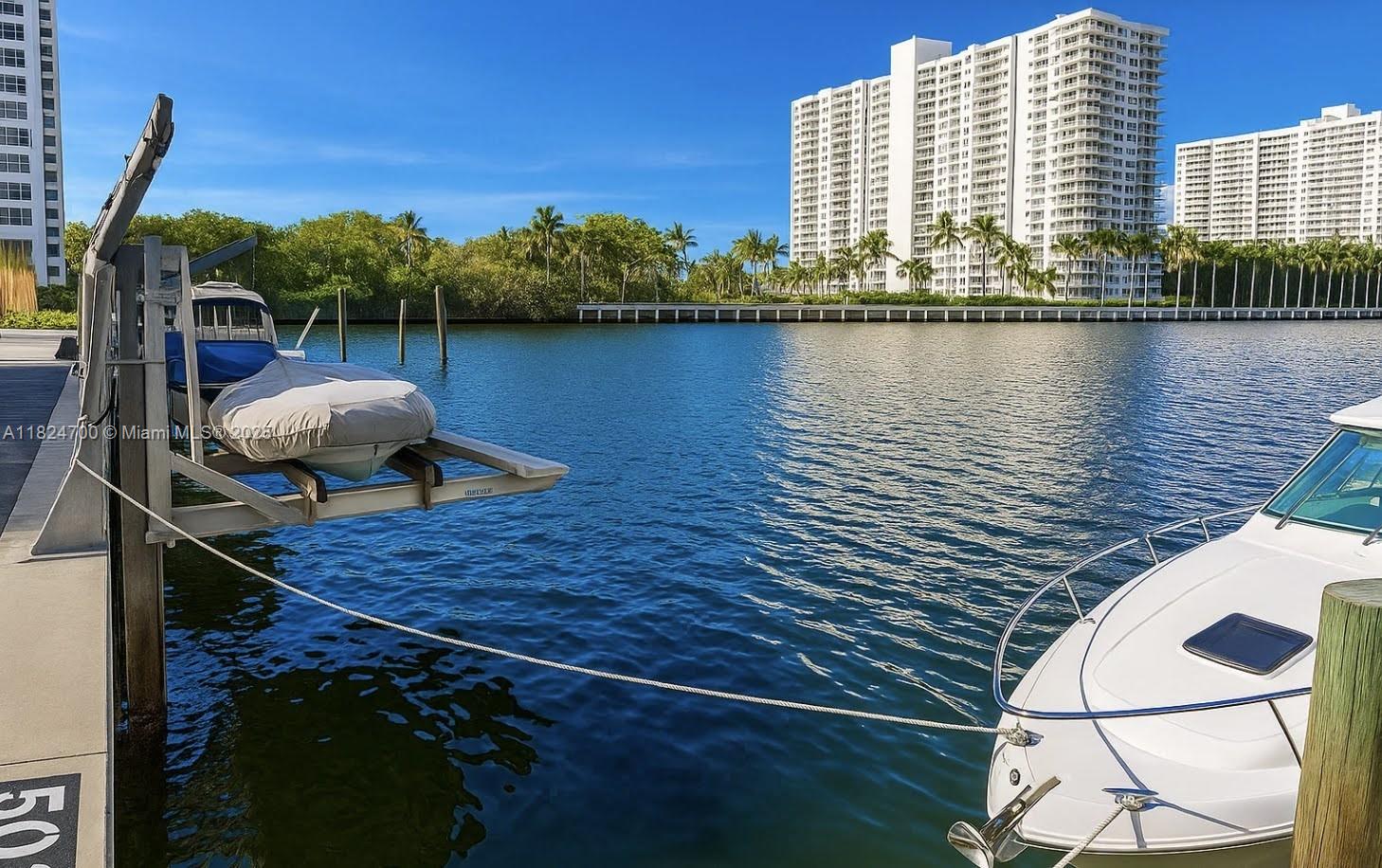 COMMODORE PLAZA CONDO - Residential