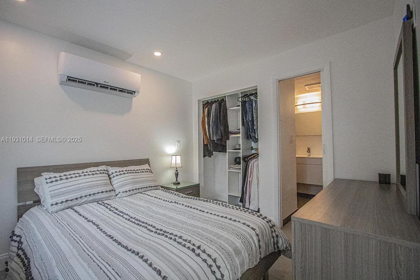 COLLEGE PARK - Residential Income